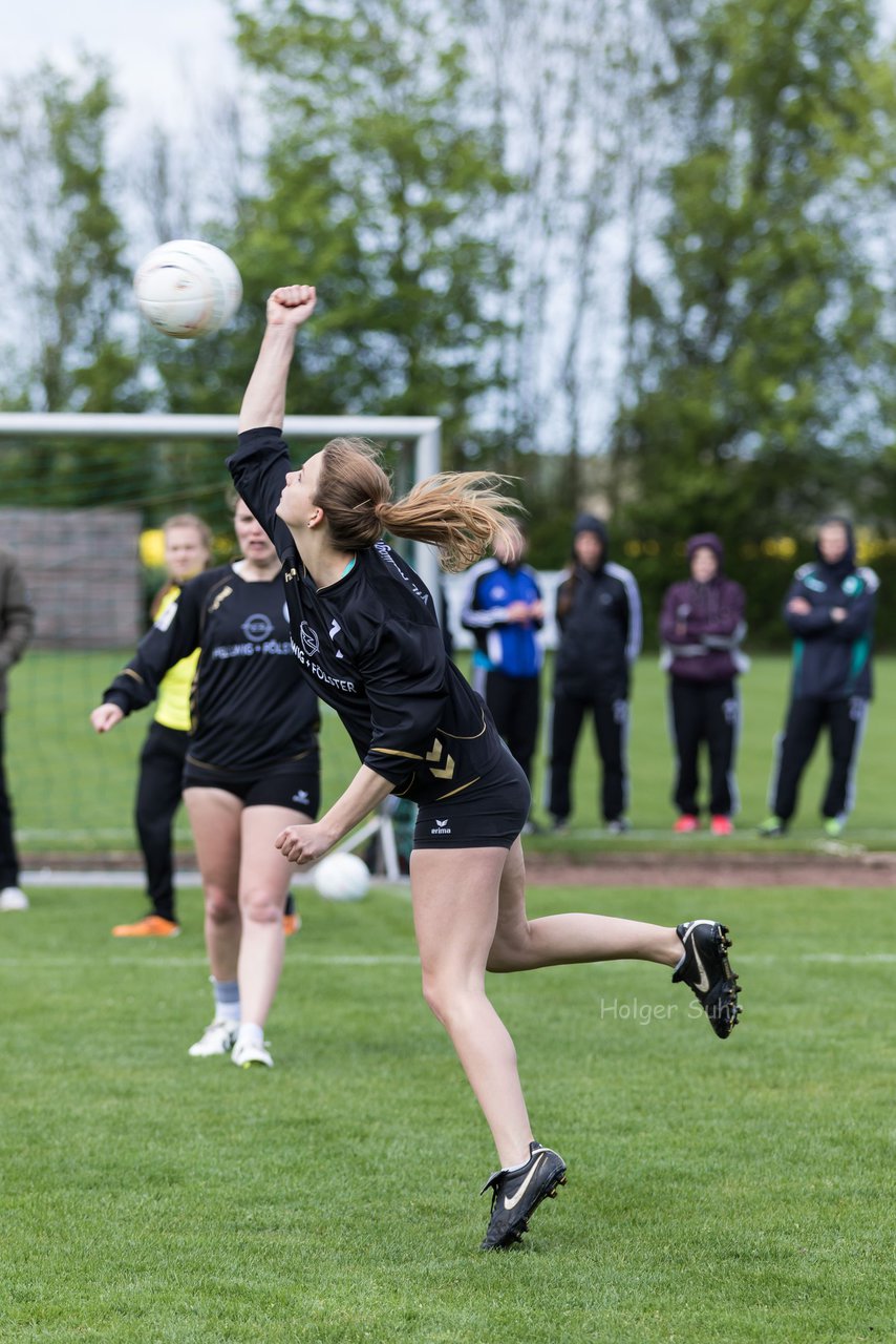 Bild 57 - Faustball Frauen Wiemersdorf